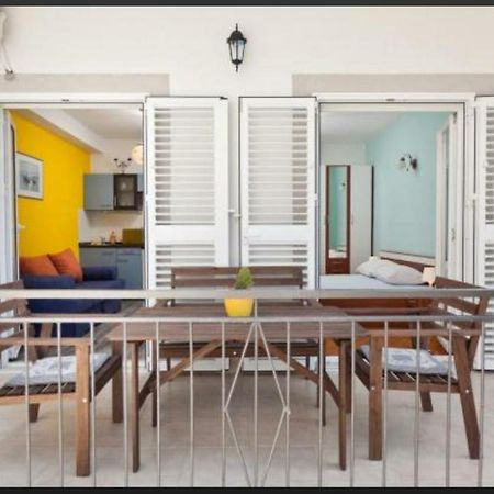 Vega Apartments Podgora Bagian luar foto