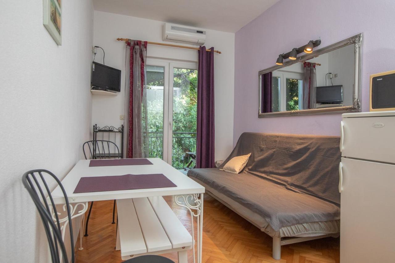 Vega Apartments Podgora Bagian luar foto