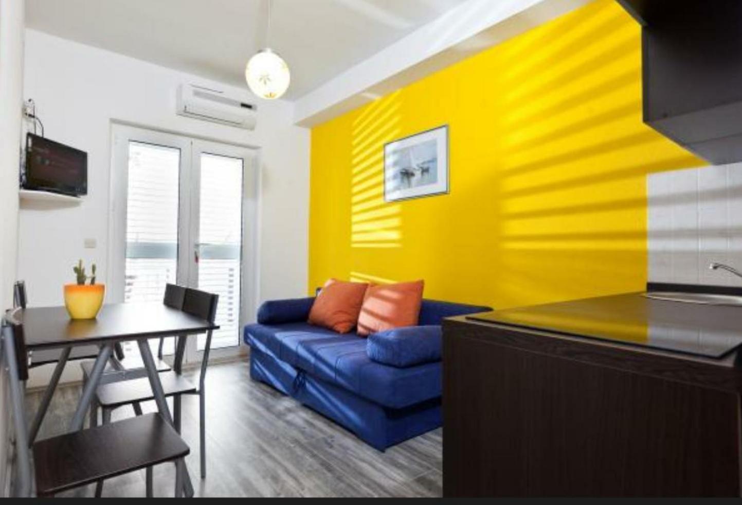 Vega Apartments Podgora Bagian luar foto